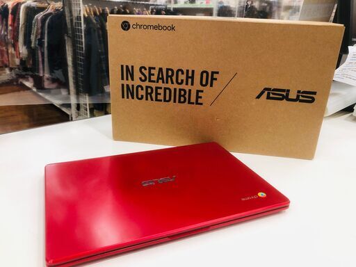 軽くてスタイリッシュなノートパソコン入荷しました！