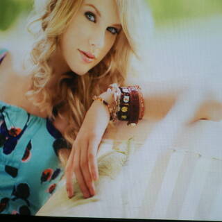 EPSON 高輝度 液晶プロジェクター EMP-1700 2200lm 小型 軽量 リモコン付 動作良好 ランプ時間23H