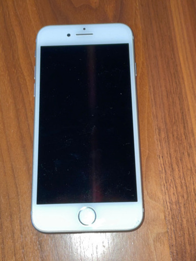 【値下げ！】iPhone8 64GB シルバー SIMロック解除済み 美品 配送可