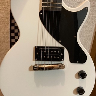 取引中)Epiphone エレキギター レスポール ソフトケース、シールド、弦