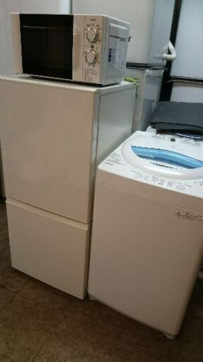 好評につき!!12月お買い得セット第一弾②！！アクア　AQR-16F（W）シルバー　2ドア冷蔵庫　157L　2016年製 ・東芝　AW-5G5　全自動洗濯機　5.0K　2017年製・ツインバード　DR-D419型　電子レンジ　2016年製　3点セット！！