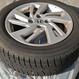 １８５/６０R１５インチ／4本ホイール付きスタッドレス