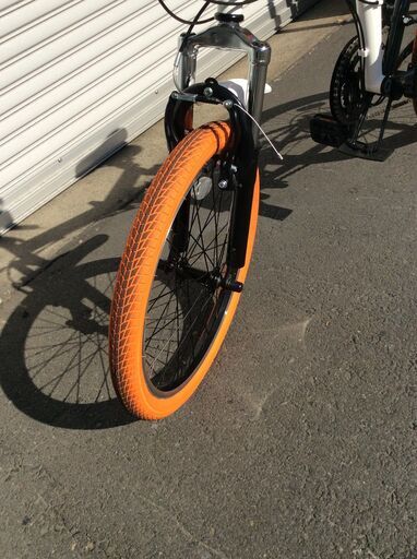 JA20-0024 訳有 新品 試運転程度 折りたたみミニベロ 2002 ホワイトx