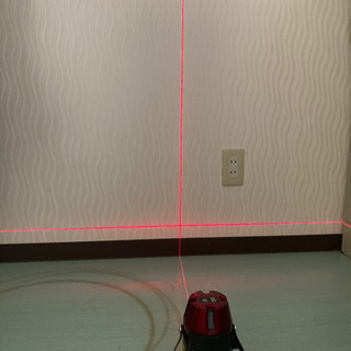 タジマ　レーザー墨出し機　三脚付き