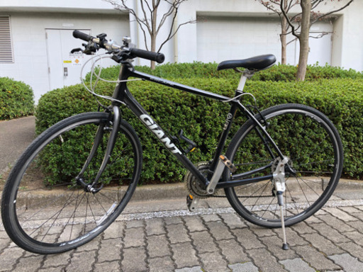 GIANT クロスバイク　エスケープR3