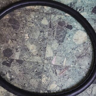 絶対にパンクしないタイヤのご案内