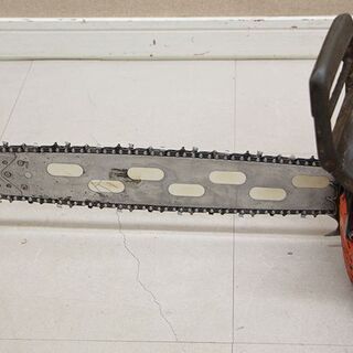 ハスクバーナ Husqvarna チェーンソー 林業 切断 道具 エンジン(D3740wY)③ ハスクバーナ Husqvarna チェーンソー 林業 切断 道具 エンジン(D3740wY)③