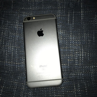 iPhone 6s (シルバー) 