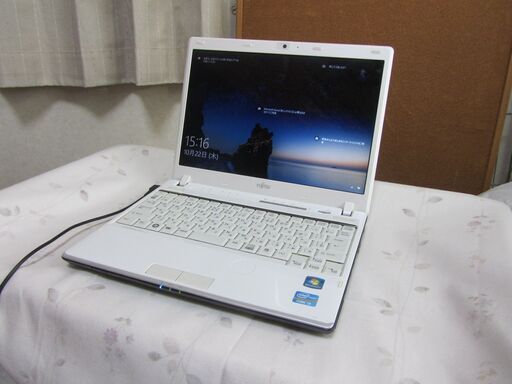 【SSD256GB】 富士通 FM-V　PH74/C  Core i3  2310M 第2世代デュアルコアCPU、12.1型液晶、Windows10 Home 64bit、SSD 256GB、メモリ4 GB、無線・有線LAN、HDMI、MS Office365(ver2016)インストール済。