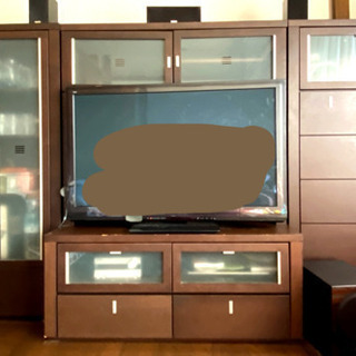 たっぷり収納！壁面収納　棚付きテレビ台売ります