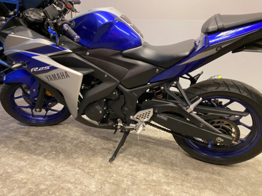 バイク　250cc ヤマハ　yzf-r25
