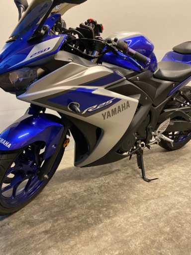 バイク　250cc ヤマハyzf-r25