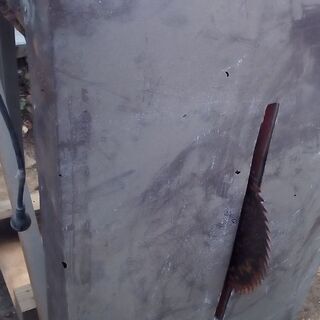 気滅のヤイバ刃渡り10センチ鋭い刃物？特大丸ノコ100v10A台付き2万円売り