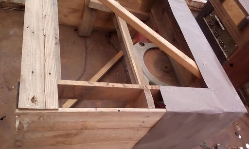 気滅のヤイバ刃渡り10センチ鋭い刃物？特大丸ノコ100v10A台付き2万円  