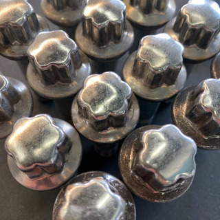 純正ホイールボルト ベンツ 20本セット