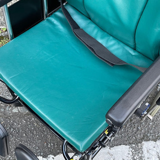 カワムラ KAWAMURA 介助用車いす KX16-42N1 座幅42cm 使用少なめ ティルト&リクライニング 美品