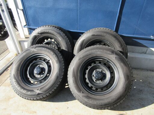 ダンロップ　スタッドレス　ウィンターマックス　265/70R17　4本セット ＦＪクルーザー