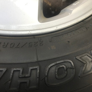 希少ホンダエレメント純正ホイール225/70R16スタッドレス