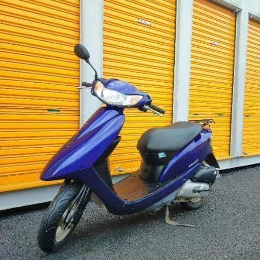 243.始動性抜群　62ディオ バッテリーシート新品　千葉県柏市　即日配送、自走引き取りも可能