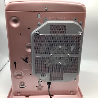 小型で可愛いカラーリングの石油ファンヒーター入荷しました！