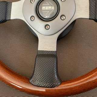 MOMO FIGHTERモモファイター