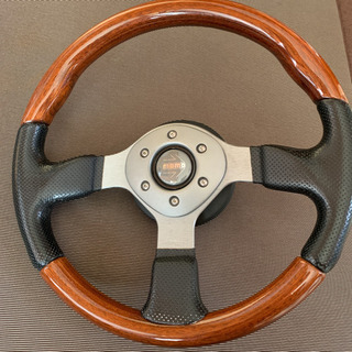 MOMO FIGHTERモモファイター