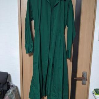 Uniqlo　U 　グリーンのコート/ワンピース　Lサイズ