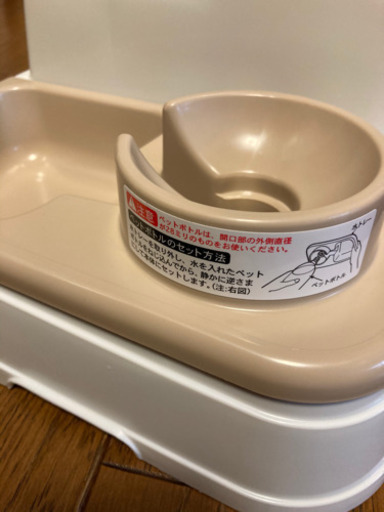 ペットエサ 水入れるやつ あい 京都の生活雑貨の中古あげます 譲ります ジモティーで不用品の処分