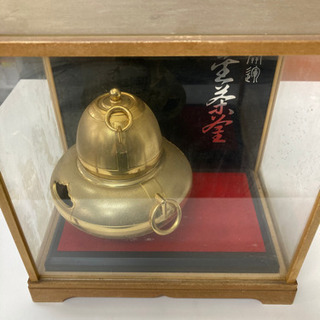 N 11-702 金色の置物　吉祥開運　黄金茶金