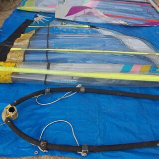 値下げしました。ウインドサーフィンサーフボードです。3万円