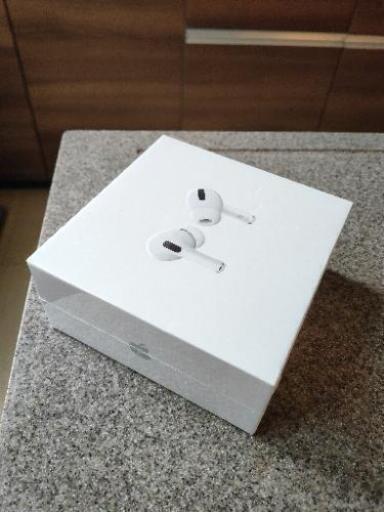 ヘッドフォン AirPods Pro