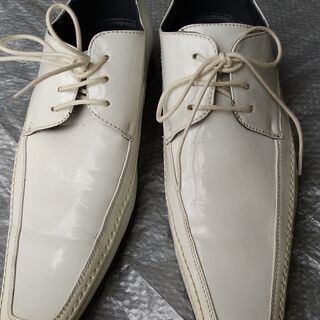 中古 白エナメル 靴 メンズ 26.5cm 