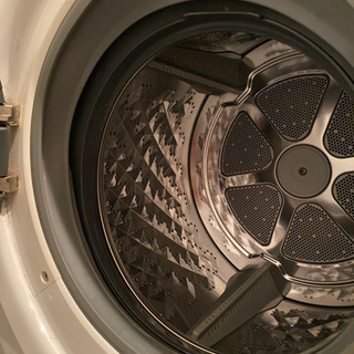 2011年製　パナソニックドラム式電気洗濯乾燥機　NA-VX3000L