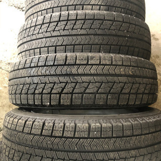 お値下げしました！バリ溝‼︎  ほぼ10〜9.5分目　BSスタッドレスVRX14インチ(ホイール付) 美品