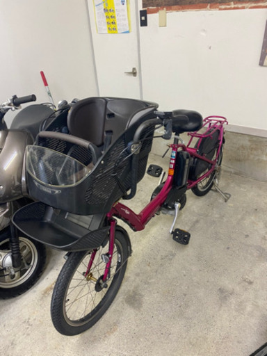 【一歳になられるお子様をお持ちのお母さんへ】子乗せ付電動自転車　ヤマハパスKISS 77000円　新品バッテリー付き　値引き交渉OK