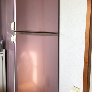 SANYO 冷蔵庫　137L まだ使えます。
