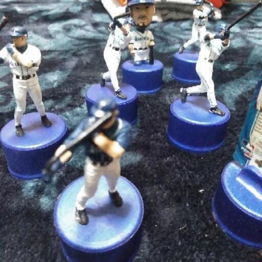 イチローボトルキャップとスヌーピーボトルキャップ ミラクル 戸坂のフィギュアの中古あげます 譲ります ジモティーで不用品の処分