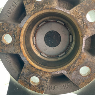 アルミホイール　タイヤ付　19インチ　PCD 114、3 5穴　トヨタ　クラウン　マジェスタ　マツダ　MPV アテンザ