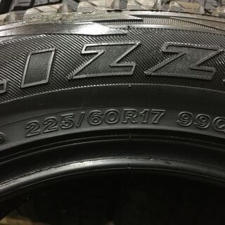 BS BLIZZAK DM-V1 225/60R17 17インチ スタッドレス 4本 バリ溝 エクストレイル レガシィアウトバック フォレスター等　(VTB341) クレジットカード QR決済可能 BS BLIZZAK DM-V1 225/60R17 17インチ スタッドレス 4本 バリ溝