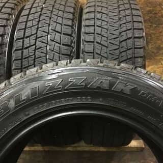 BS BLIZZAK DM-V1 225/60R17 17インチ スタッドレス 4本 バリ溝 エクストレイル レガシィアウトバック フォレスター等　(VTB341) クレジットカード QR決済可能 BS BLIZZAK DM-V1 225/60R17 17インチ スタッドレス 4本 バリ溝