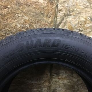 YOKOHAMA ice GUARD iG50 PLUS 215/65R16 16インチ スタッドレス 4本 2017年製 アルファード ヴェルファイア等　(MTA28) クレジットカード QR決済可能