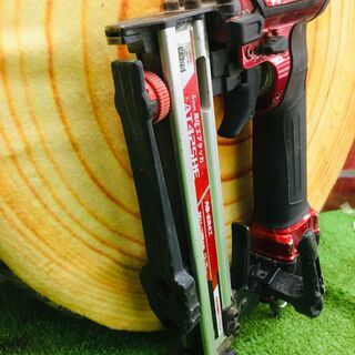 超特価商品！ マキタ makita AT425HE 高圧エアタッカー【リライズ野田愛宕店】【中古】管理番号：ITW55HC5XT1H