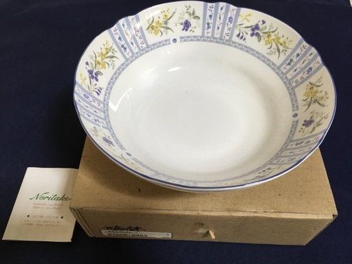 【新品】ノリタケ Noritake 小花模様 サラダボウル
