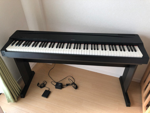 電子ピアノ　YAMAHA
