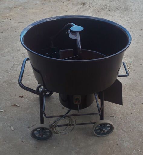 鹿児島発 竹村鐵工所 モルタルミキサーBG-3.5