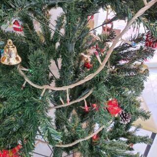 クリスマスツリーLED電球+松ぼっくり