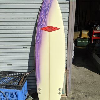 CAIRNS AUSTRLIA　2XS　サーフボード