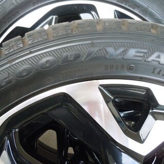 Ｎ－ＢＯＸ用ホイール付スタッドレスタイヤ165-55-15値下げしました．純正です