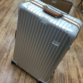 【店頭販売のみ】RIMOWA（リモワ）の63Lスーツケース『ルフ...