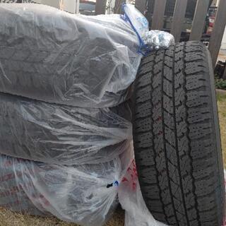 新型ハイラックス純正タイヤ、ホイルセット